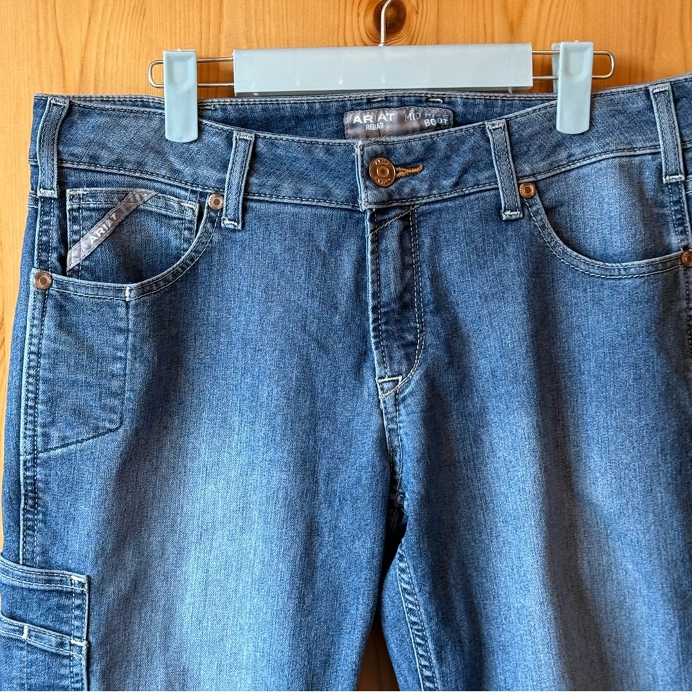 Ariat Rebar Mens Denim Jeans Mid Rise Boot Cut Workwear 31R Utility Pocket 32x30 - Picture 5 of 15
